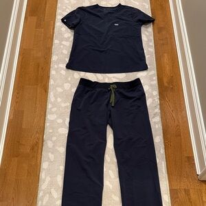 Figs Navy Straight Leg Pants & Top Set